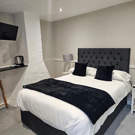 The Beacons Guest House Brecon Ngoại thất bức ảnh