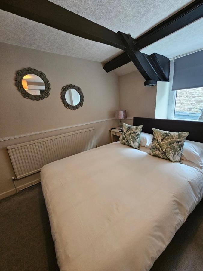 The Beacons Guest House Brecon Ngoại thất bức ảnh