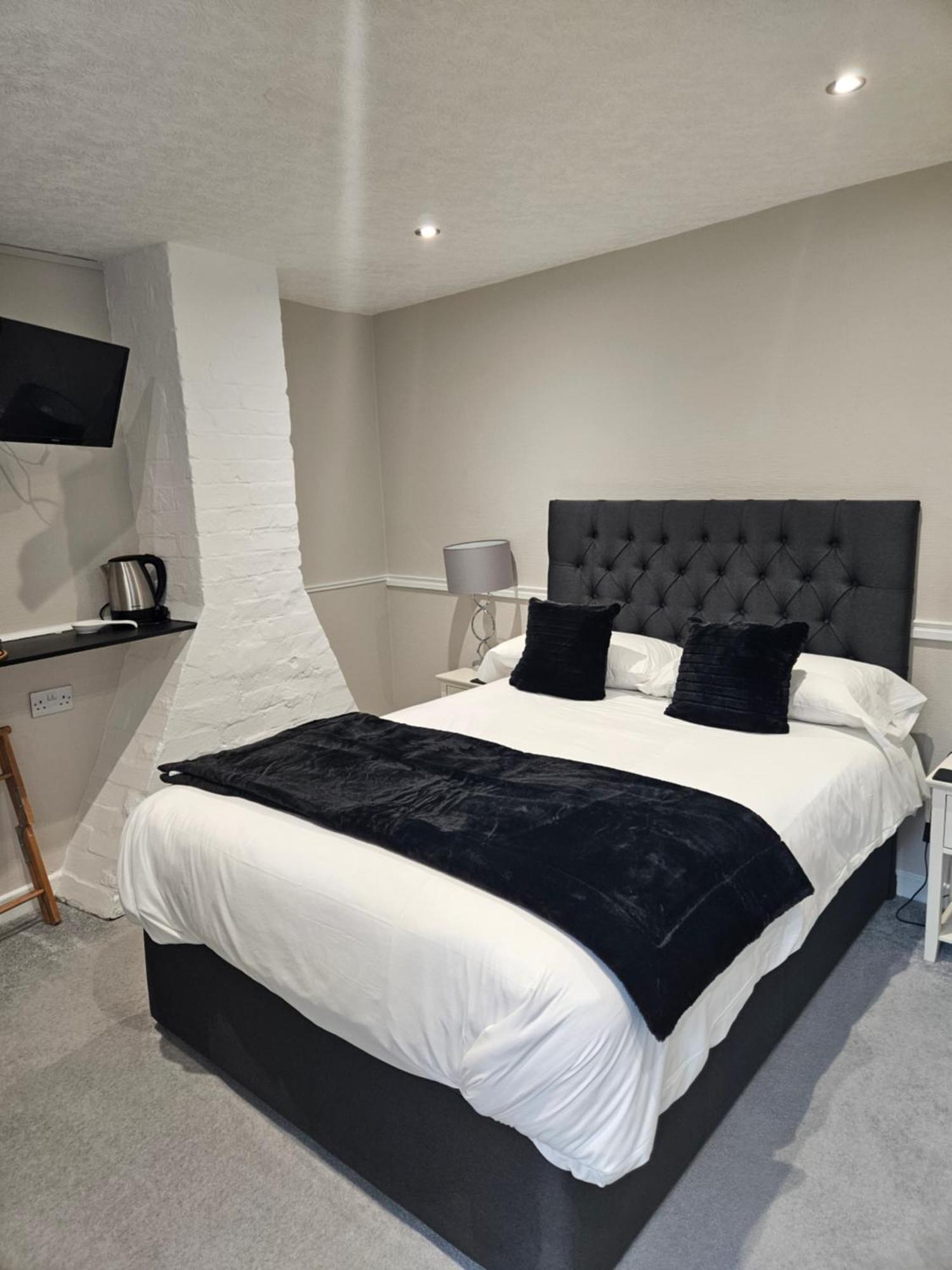 The Beacons Guest House Brecon Ngoại thất bức ảnh
