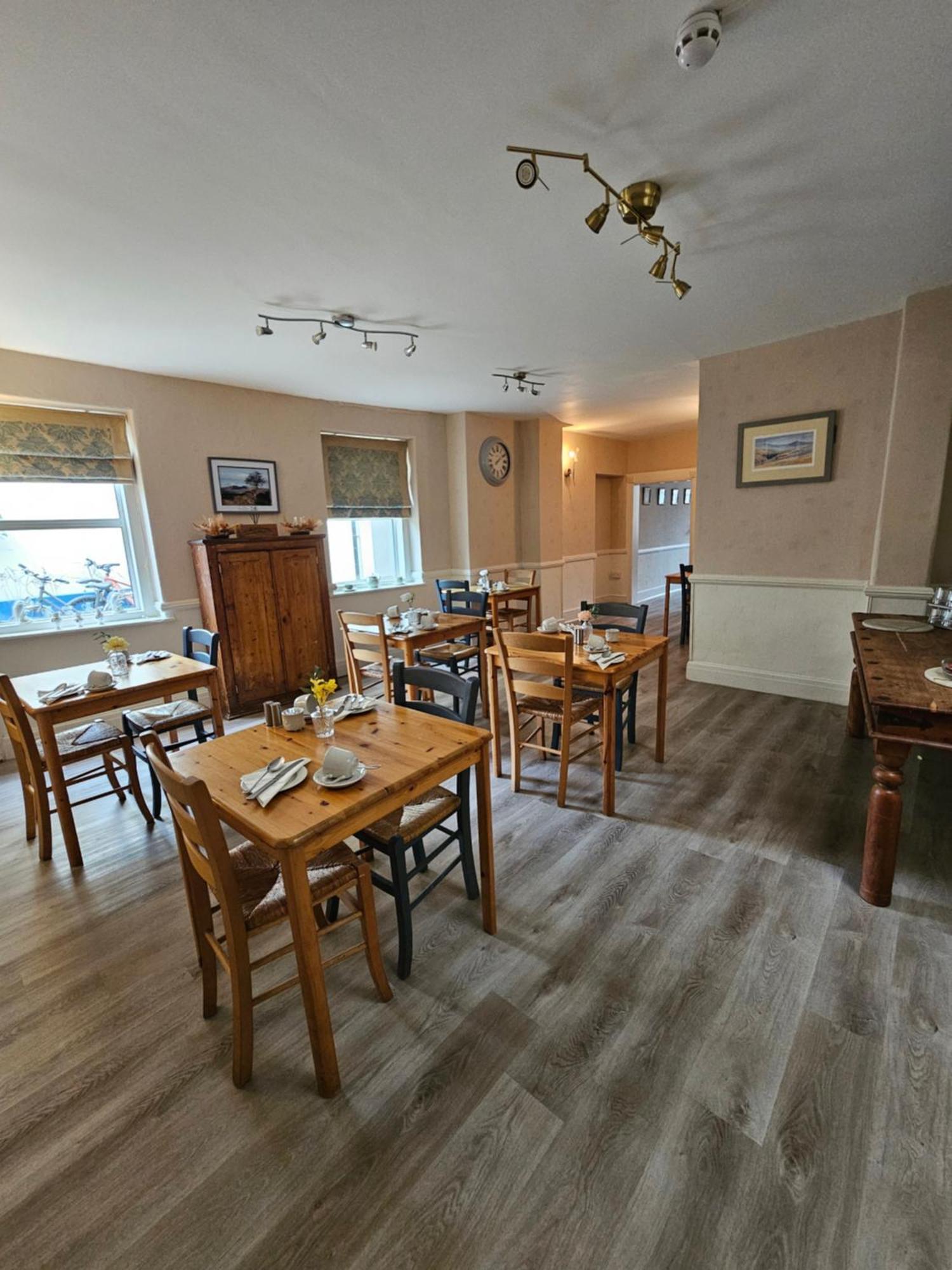The Beacons Guest House Brecon Ngoại thất bức ảnh