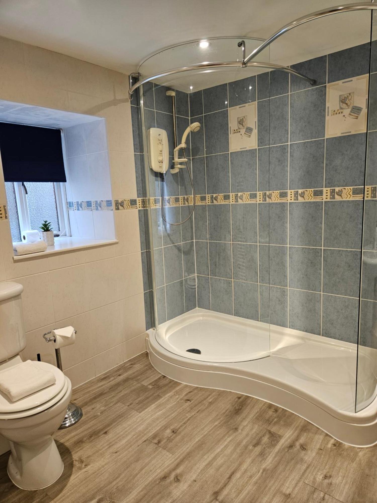 The Beacons Guest House Brecon Ngoại thất bức ảnh